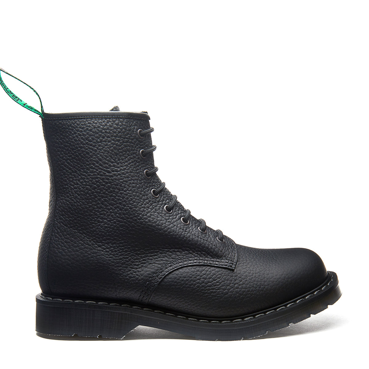 Black Greasy Grain 8 Eye Derby Boot | Solovair | Classic Collection ...